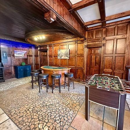 5 Bedroom Estate Near Casino And Downtown Bristol Εξωτερικό φωτογραφία