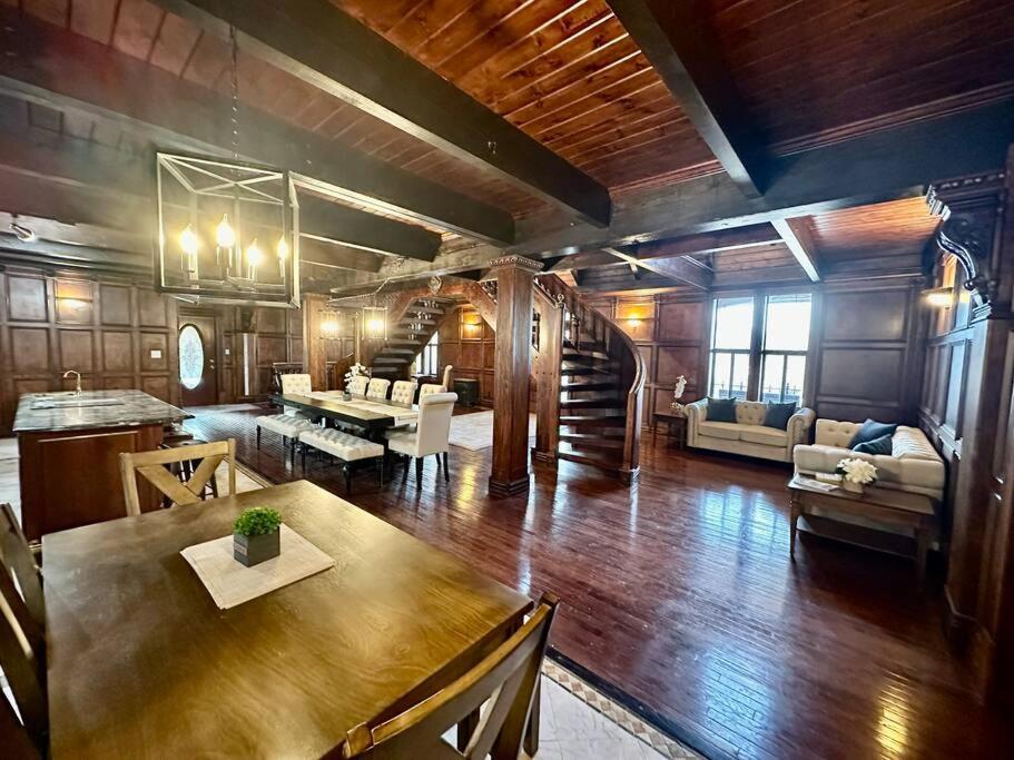 5 Bedroom Estate Near Casino And Downtown Bristol Εξωτερικό φωτογραφία